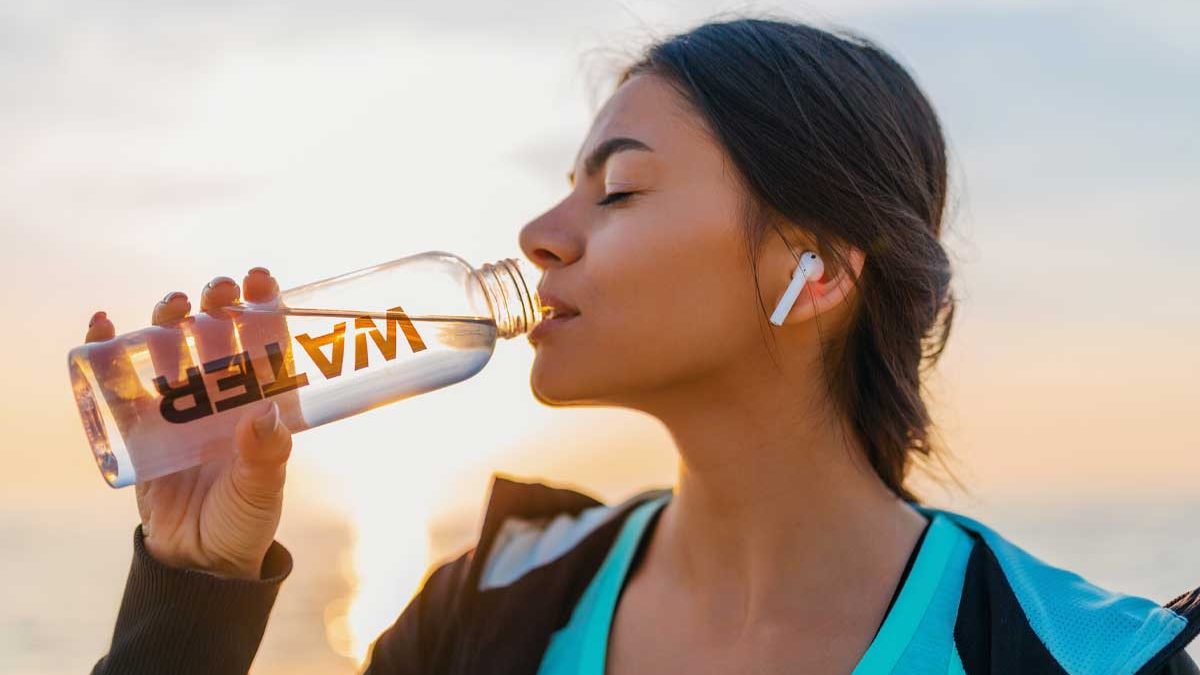 Cómo influye la hidratación en la salud de encías y dientes