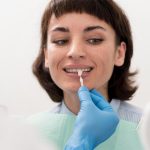 ¿Qué pasa si no reemplazas un diente perdido? Consecuencias para tu salud bucal