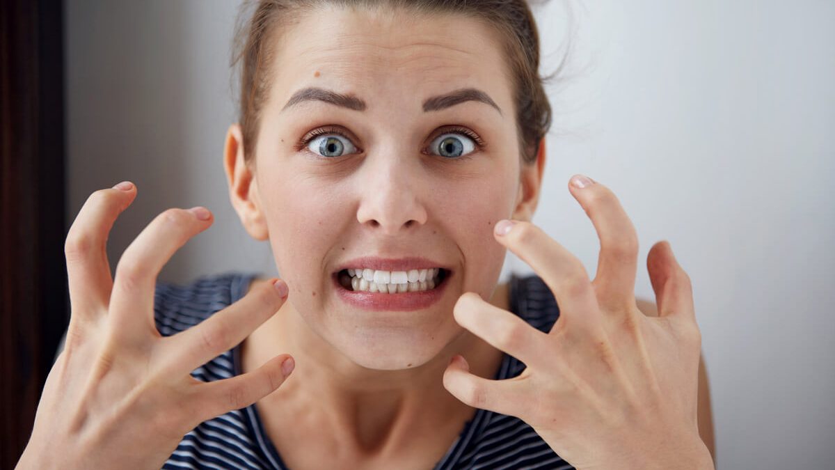 Bruxismo: ¿Por Qué Rechinan los Dientes? | Dental Global