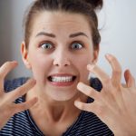 Bruxismo: ¿Por Qué Rechinan los Dientes? | Dental Global