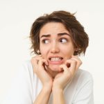 Desgaste dental y cambios en la superficie de los dientes